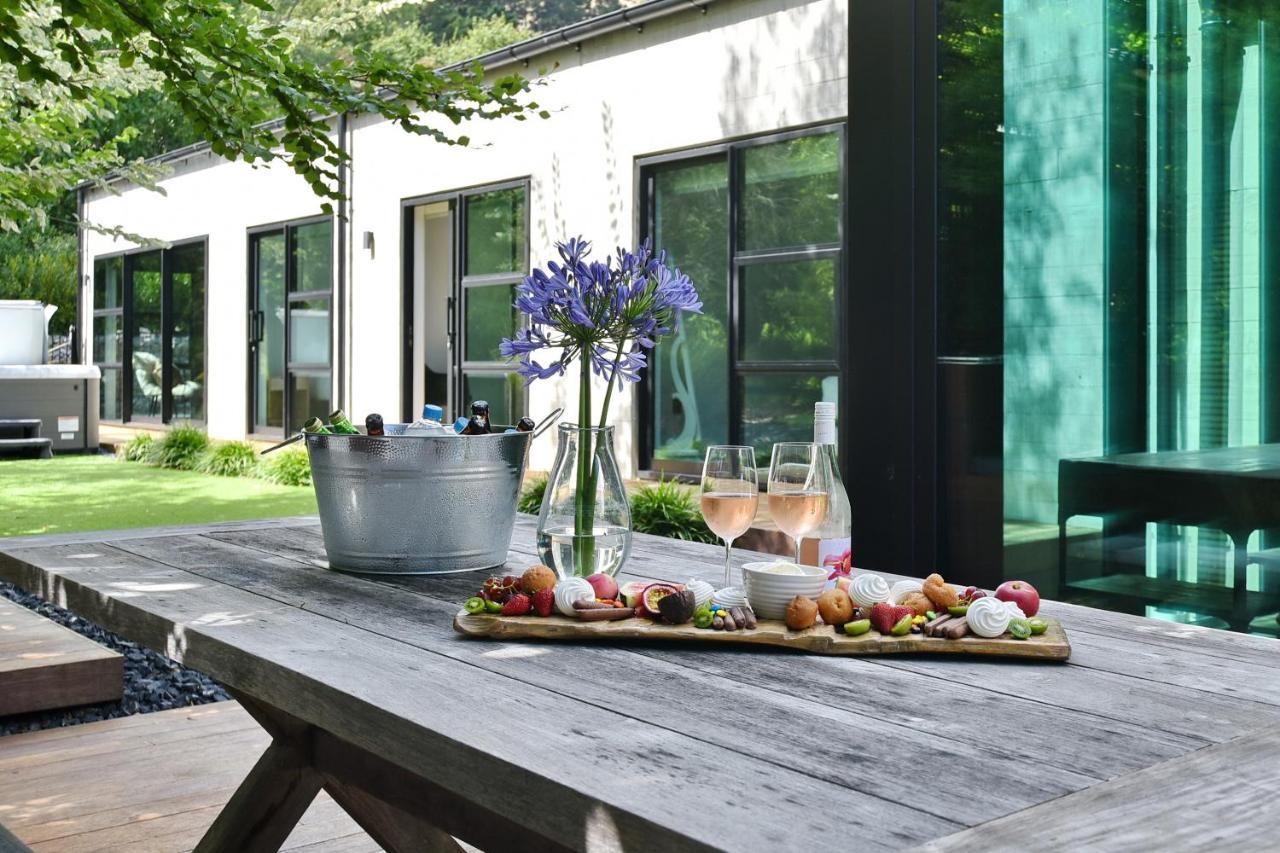 Bridle Path Retreat - Christchurch Holiday Homes Exteriör bild